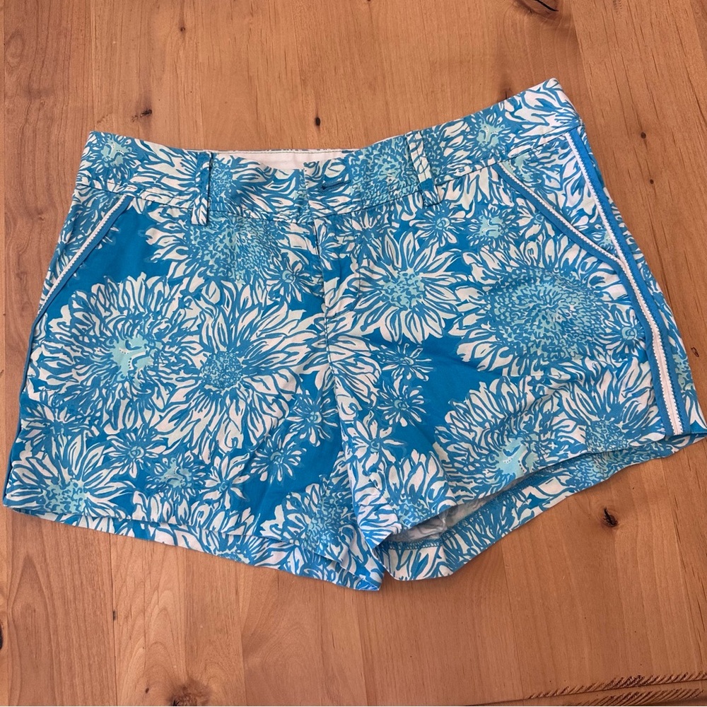 Lilly Pulitzer Callahan Turquoise Blue Shorts with Floral Lion Size 10